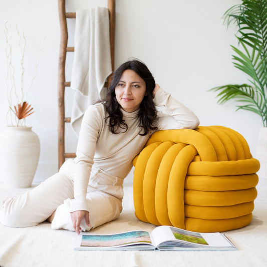 Knotted Pouf Tuscansun