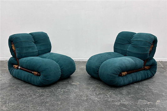 Lounge Chair Blues
